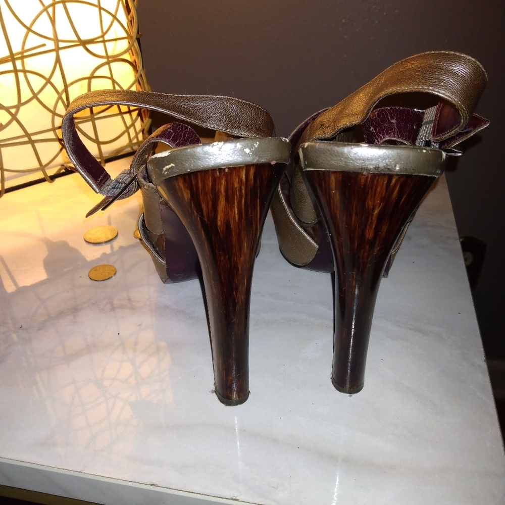 Jessica Simpson - Picture 2 of 3